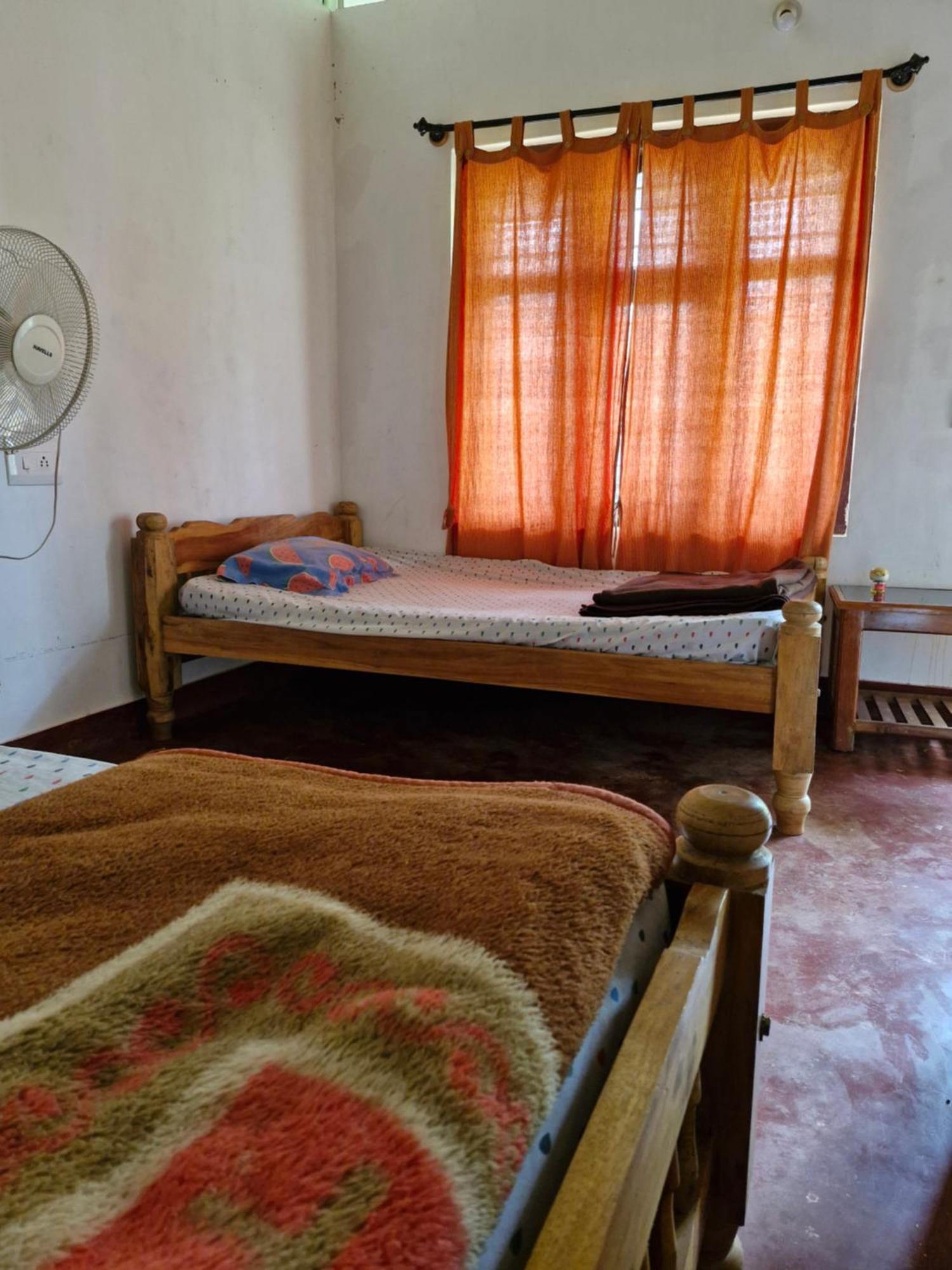 Athena Homestay Somvārpet Εξωτερικό φωτογραφία